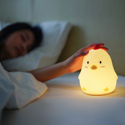 宝宝散光是因为睡觉开夜灯吗