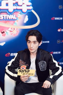 朱一龙成都路演动情落泪，星光下的真挚时刻