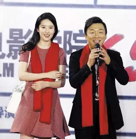 感谢有你，刘亦菲与惠英红、吴彦姝的温馨生日记忆