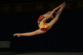 中国艺术体操夺金背后的故事，俄美女外教引领体操新潮流