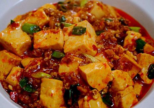 从家常麻婆豆腐谈起 —— 如何科学引导孩子尝试多样食物