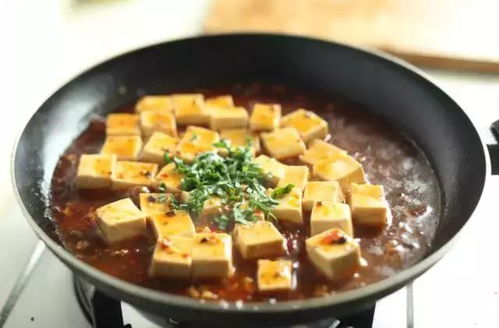 从家常麻婆豆腐谈起 —— 如何科学引导孩子尝试多样食物