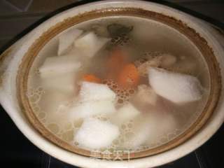 营养美味，为孩子制作萝卜羊肉汤的详细步骤
