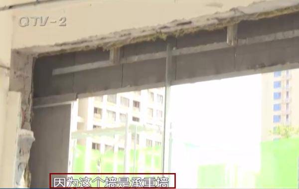 突刮大风，16楼整面落地窗失踪记