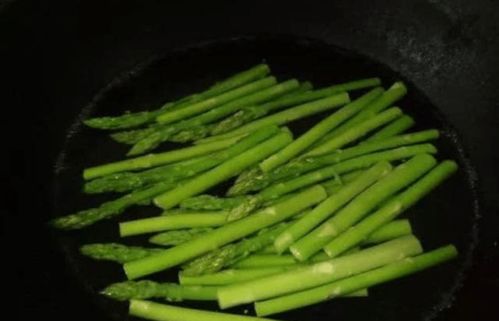 芹菜的营养与创意做法——让孩子爱上蔬菜的秘密