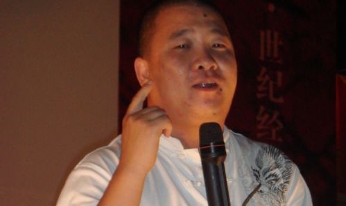 网红刘灿生前最后的视频配文剧终，探寻背后的故事与启示