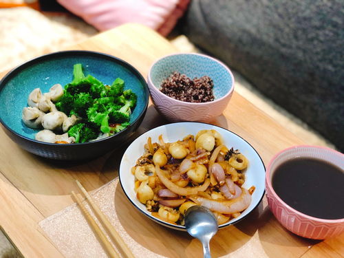 与孩子共享烹饪之乐——以烧茄子为例，如何通过烹饪教育培养孩子的综合能力