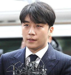 张本煜回怼男观众称大清亡了，娱乐圈的言论风波与反思
