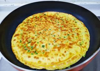 葱花鸡蛋饼，营养与美味兼得的亲子早餐