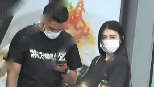 女子回应每天将1岁儿子锁在家里，守护与误解的交织