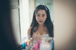 女主播与榜一大哥，金钱背后的情感纠葛