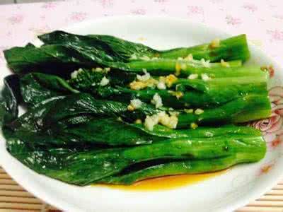 营养与美味并重——白灼菜心的健康烹饪技巧及儿童营养指南