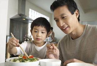 营造温馨家庭氛围，当孩子听到妈妈喊你回家吃饭时