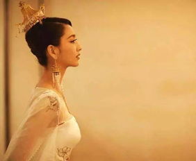 佟丽娅挑战双重角色，演绎两个月神的传奇
