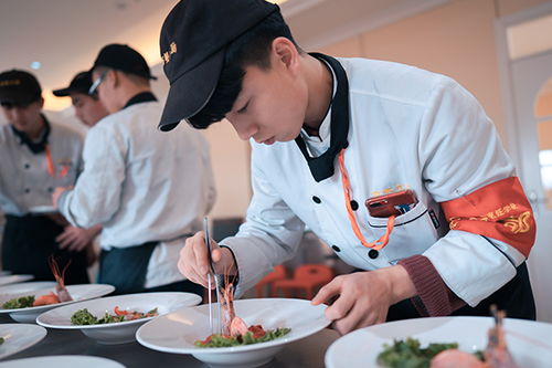 以爱为底，巧手烹饪——如何通过烹饪增进亲子关系