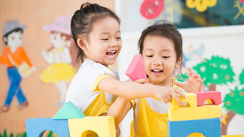 幼儿园小制作，激发孩子创造力的亲子手工活动