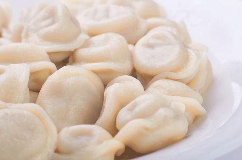 育儿与美食，与孩子一起制作三鲜馅饺子，增进亲子关系