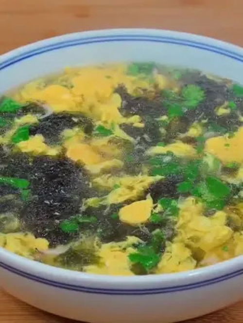 营养均衡的儿童美食——紫菜蛋花汤