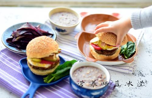 育儿专家视角下的健康饮食，如何为孩子制作营养均衡的汉堡包