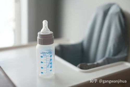 宝宝混合喂养全攻略，如何平衡母乳与配方奶