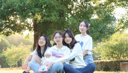 青春之光，19岁女孩凌晨3点的烤牌情缘，温暖网络走红记