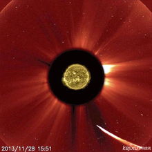 广州天文爱好者捕捉宇宙奇观，六万年一遇彗星划破夜空