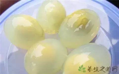 鸽子蛋的营养价值与创意做法