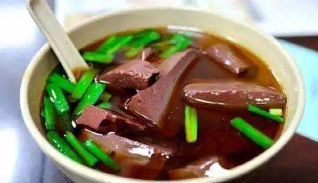 猪血煮豆腐，营养与安全并重的婴幼儿辅食选择