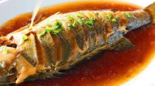 从营养到美味，为孩子准备的鲤鱼佳肴全攻略