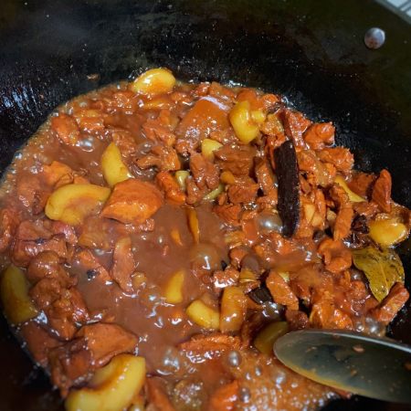 家常红烧肉的美味制作与宝宝辅食添加指南