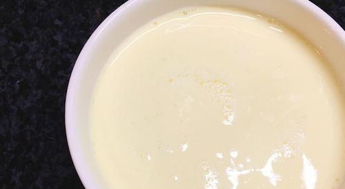 微波炉做鸡蛋羹，简单快捷的宝宝辅食制作指南