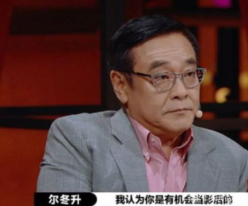 35岁网红王波喝酒去世，生命在酒精中消逝的警示