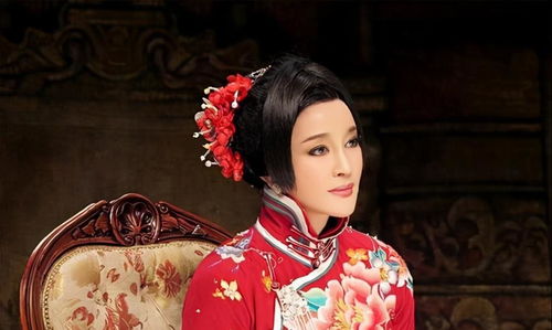 刘晓庆74岁，恋爱无龄感，绽放生命新篇章