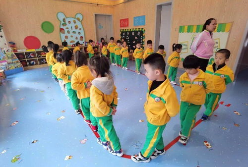 幼儿园老师，孩子成长路上的启蒙者与守护者