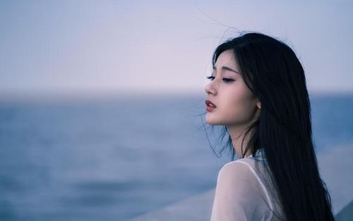 奶奶把外婆给娃的金吊坠熔了自己戴，一场家庭情感与道德的纠葛