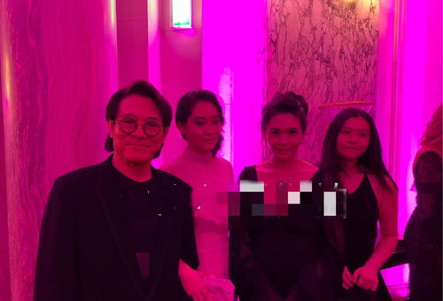 邱淑贞携夫带女现身尼泊尔，家庭温馨与岁月优雅的完美融合