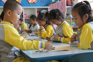 用小实验开启大智慧——幼儿科学实验教案的魅力与实践