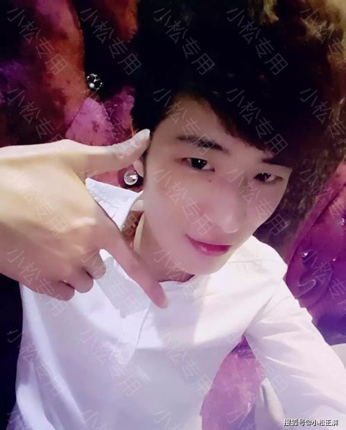 女儿坦诚回应，打赏女主播花光父亲27万背后的故事与反思