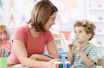 探索孩子的世界，多样化的玩耍种类及其对孩子成长的重要性