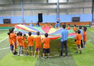 如何培养儿童对企业和社会的责任感