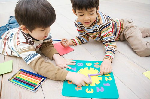 小班幼儿玩具游戏活动教案，探索、学习与成长