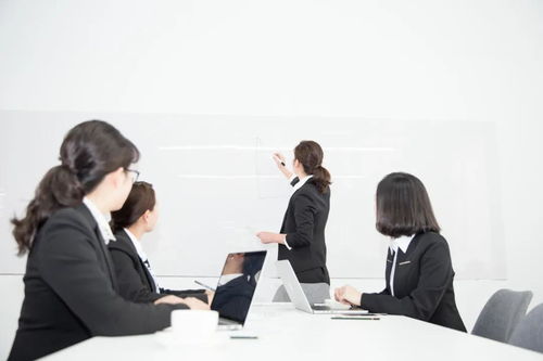 与公司共同成长，员工的视角与育儿专家的洞察