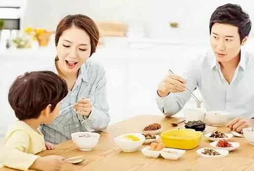 宝宝健康成长，一日三餐的营养摄入指南