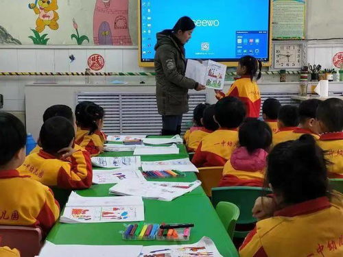 探索幼儿园教师职业的魅力，教育的起点与心灵的滋养