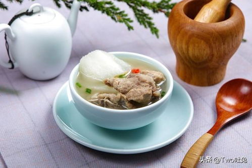 年夜饭菜肴原料的营养成分，健康与美味的平衡