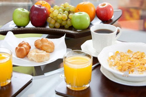 构建孩子健康成长的基石，每天食物营养搭配金字塔