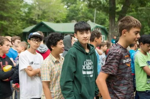 激发孩子潜能，趣味活动串词在亲子互动中的妙用