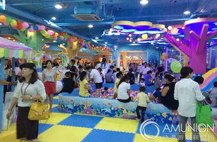 快乐启航，室内游乐园的亲子互动与成长