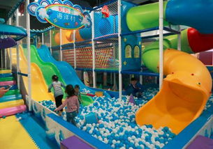 探索儿童游乐活动设计的核心，促进成长与乐趣的融合