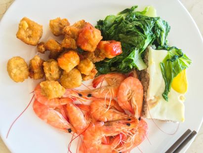 营养均衡，健康成长，为孩子们精心搭配的营养菜品